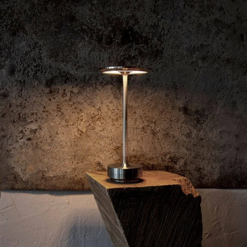 Moderne Messing Cone LED Genopladelig Bordlampe 1-Lys
