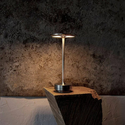 Moderne Messing Cone LED Genopladelig Bordlampe 1-Lys