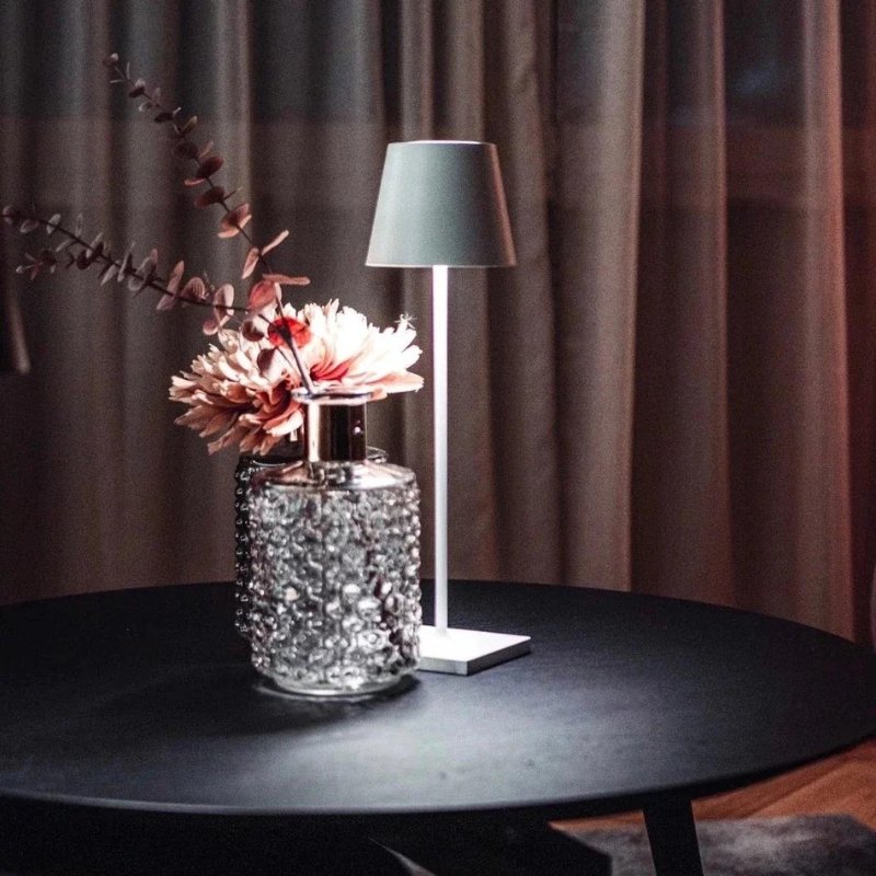 Frilys™ – bordslampen du tager med dig