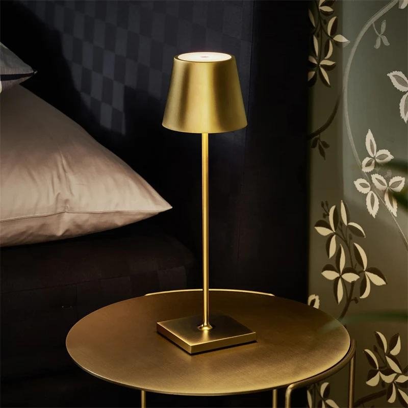 Frilys™ – bordslampen du tager med dig
