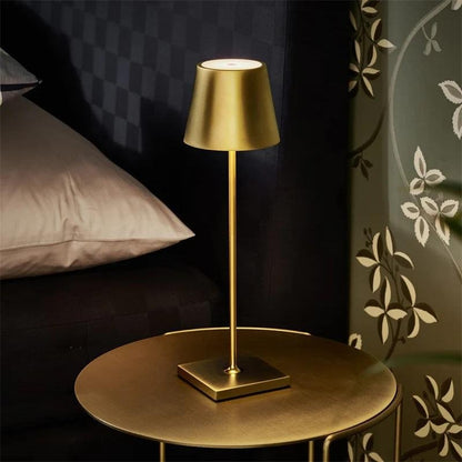 Frilys™ – bordslampen du tager med dig