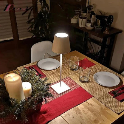 Frilys™ – bordslampen du tager med dig